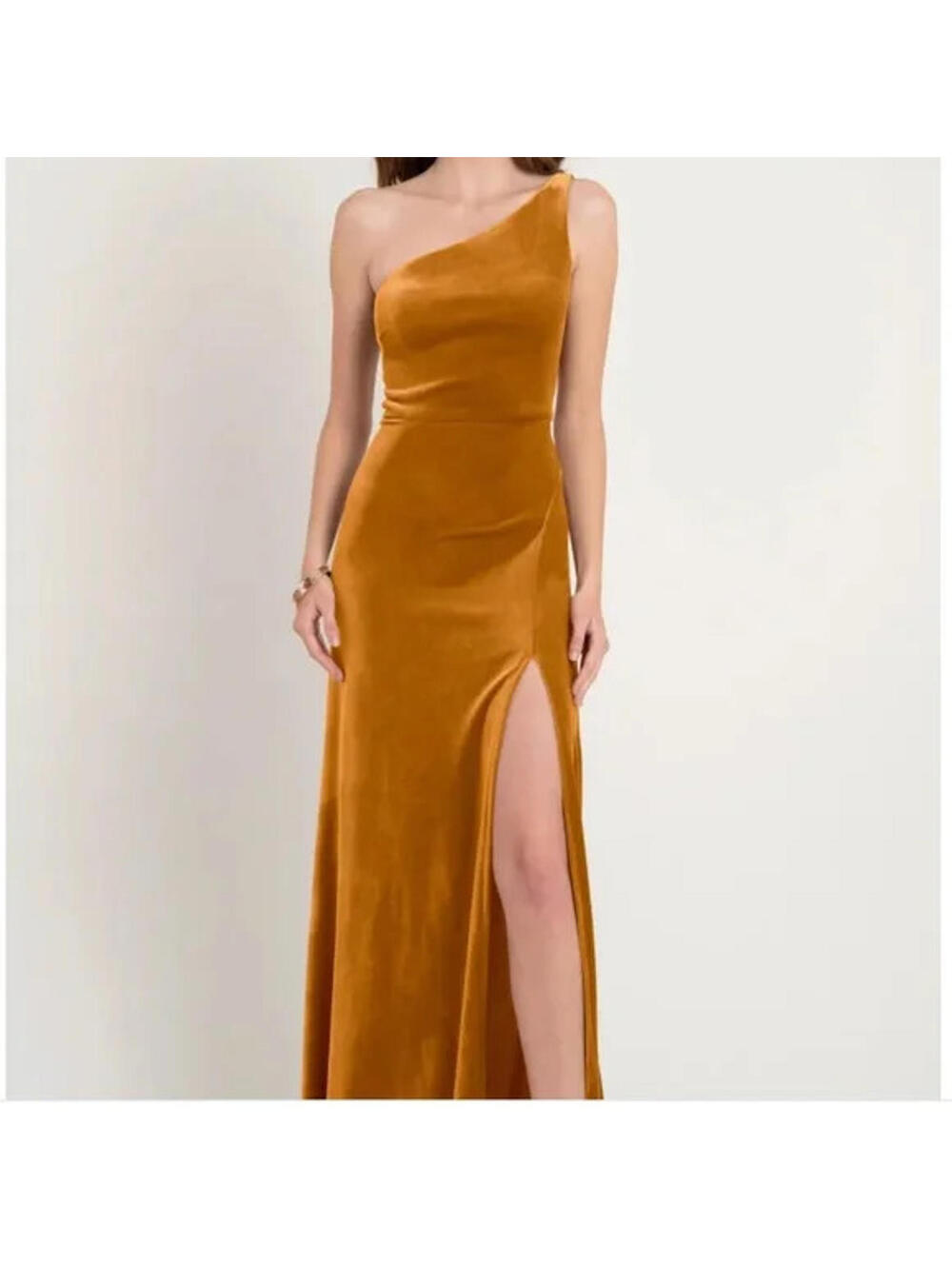 Jenny Yoo Cybill Shoulder Velvet Maxi Formal Gown Size 8 Minimalist Glam Gold
